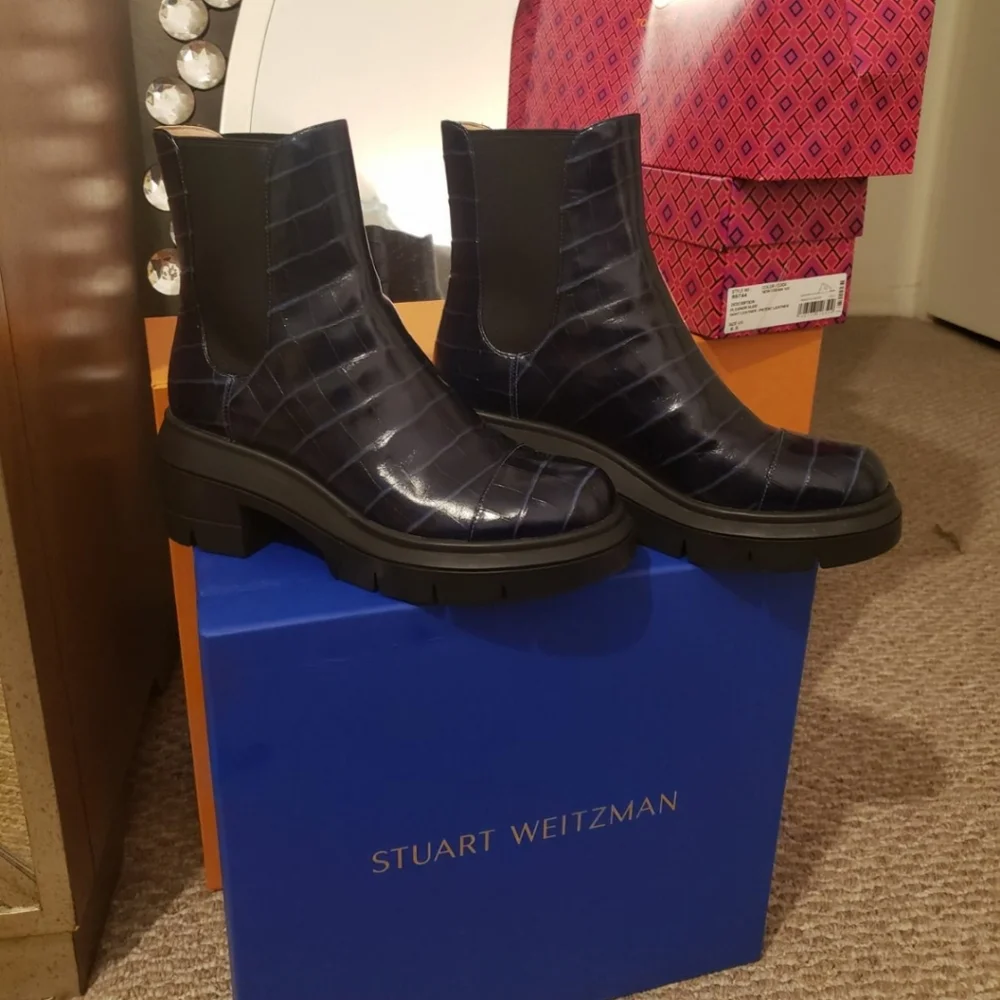 Boots - Picture 5 of 5